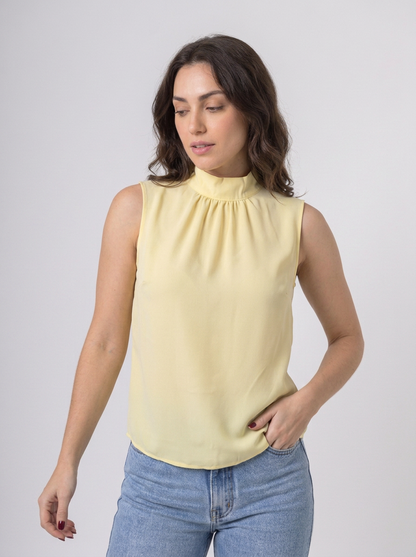 Blusa Gola Alta em Amarelo Manteiga e Rosa | Leluce