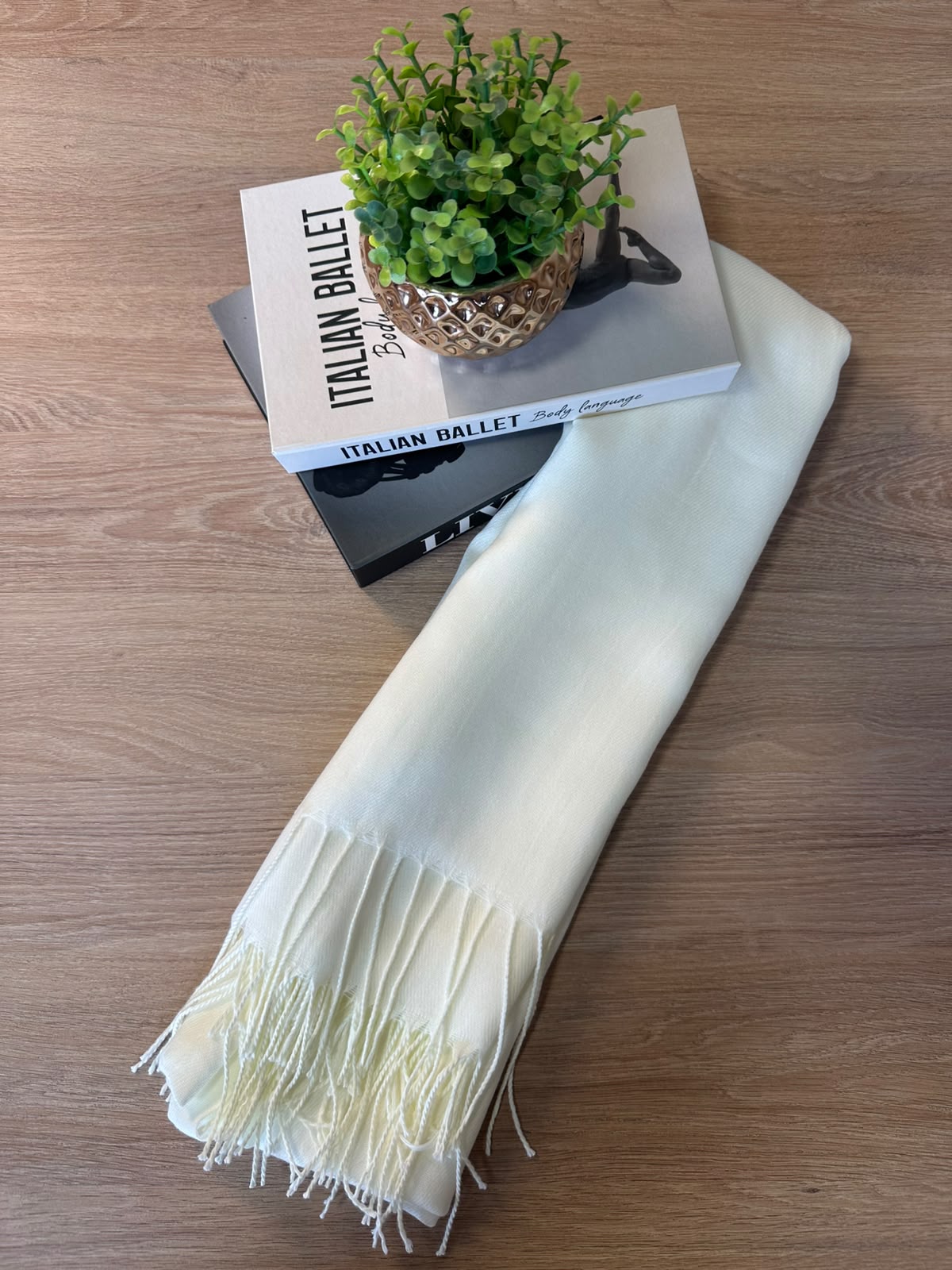 Pashmina Leluce