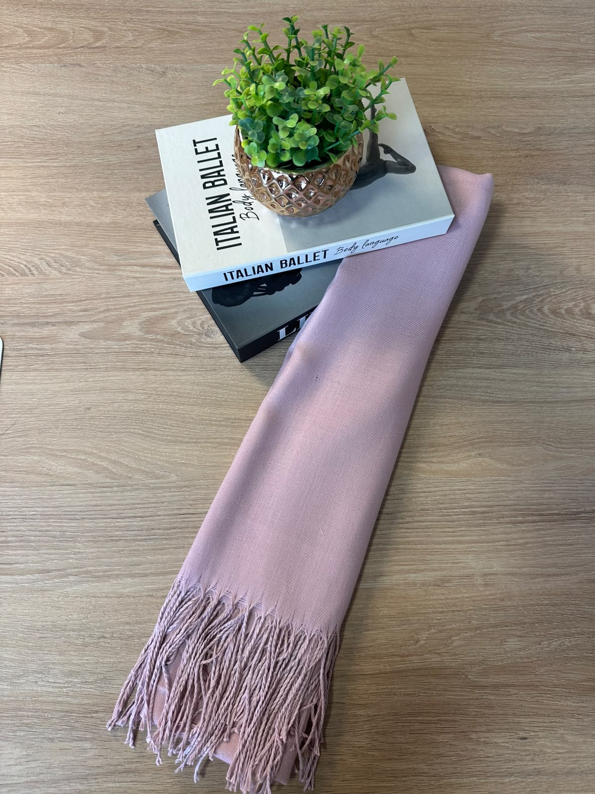 Pashmina Leluce
