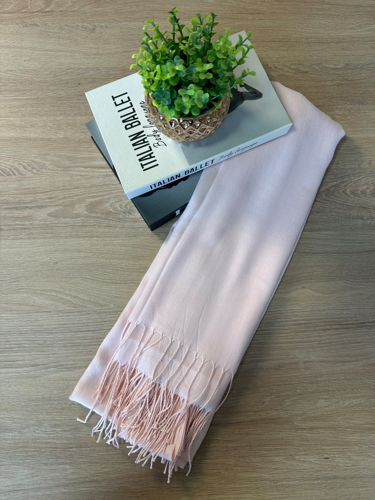Pashmina Leluce