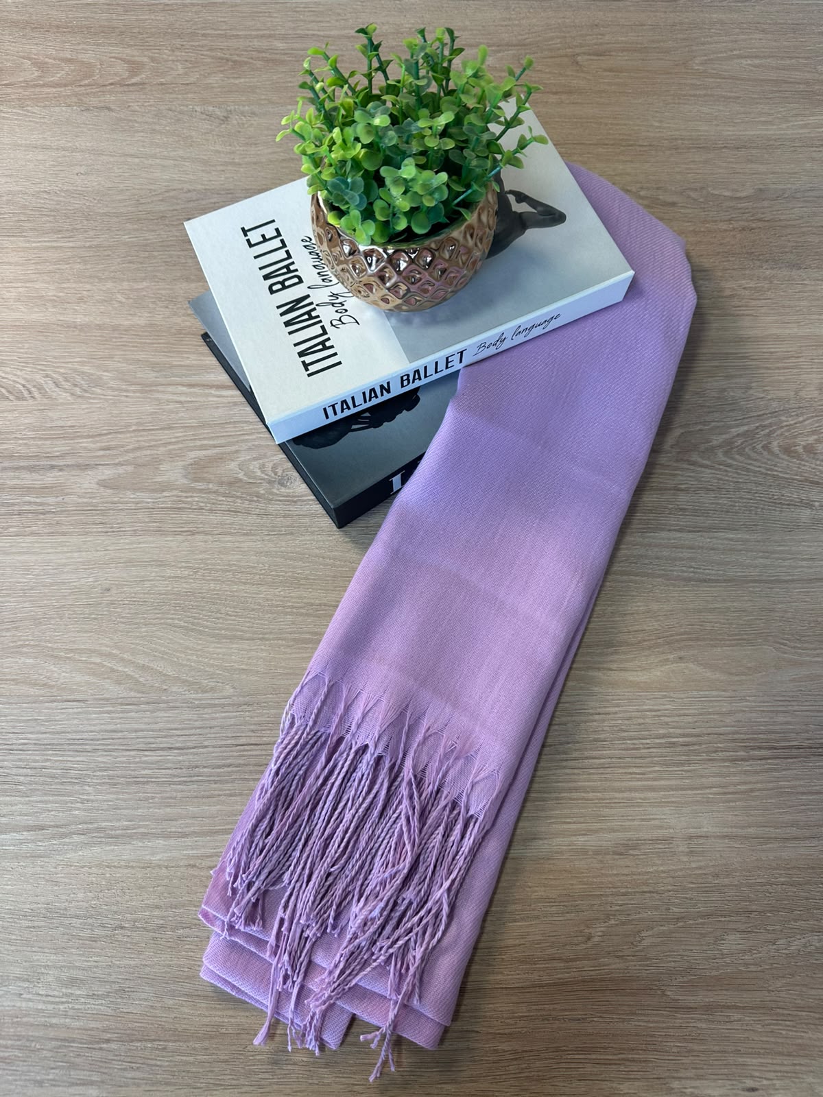 Pashmina Leluce